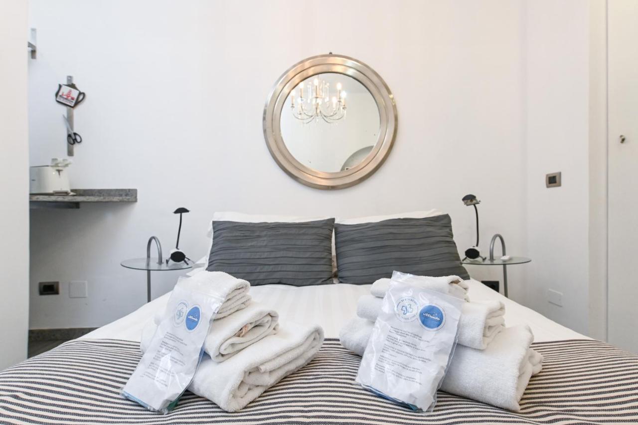 The Essential Trastevere Design Studio Рим Экстерьер фото